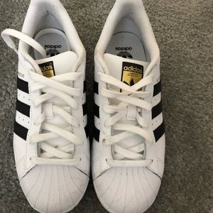 Adidas superstars sneakers